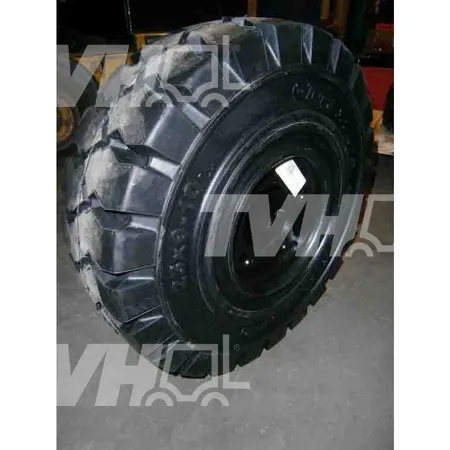 SATZ VOLLGUMMIREIFEN - 0009902165